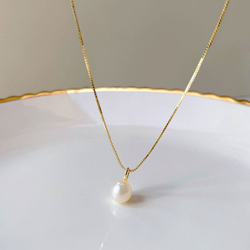 Trendy Gold and Rhodium Plated Pearl Versatile Necklace